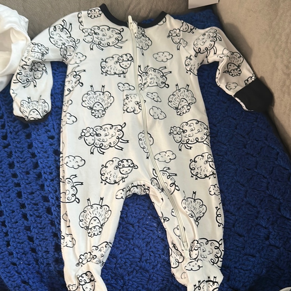 Adorable Sheep Print Kids One Piece